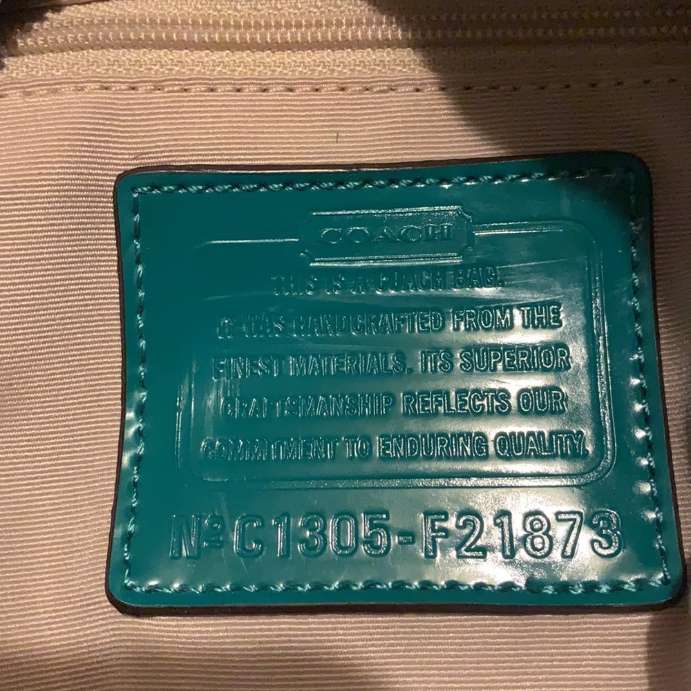 🌺COACH F21873 🌺 KHAKI BRIGHT JADE SIGNATURE - Picture 4 of 9